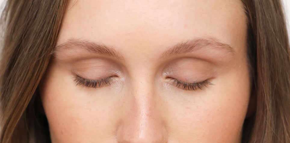 Vorher Bild für lange Wimpern und dichte Brauen Vorher Bild für lange Wimpern und dichte Brauen
