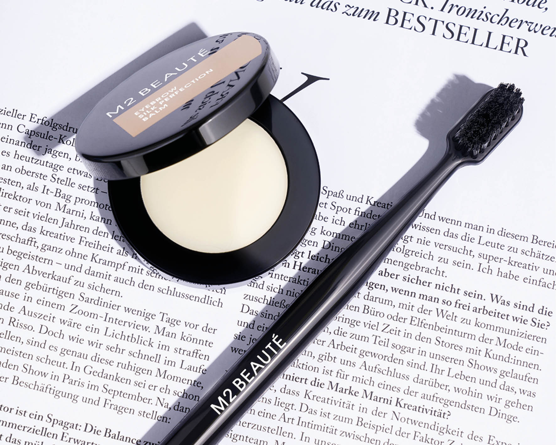 M2 Beauté Eyebrow Silk Perfection Balm geöffnet